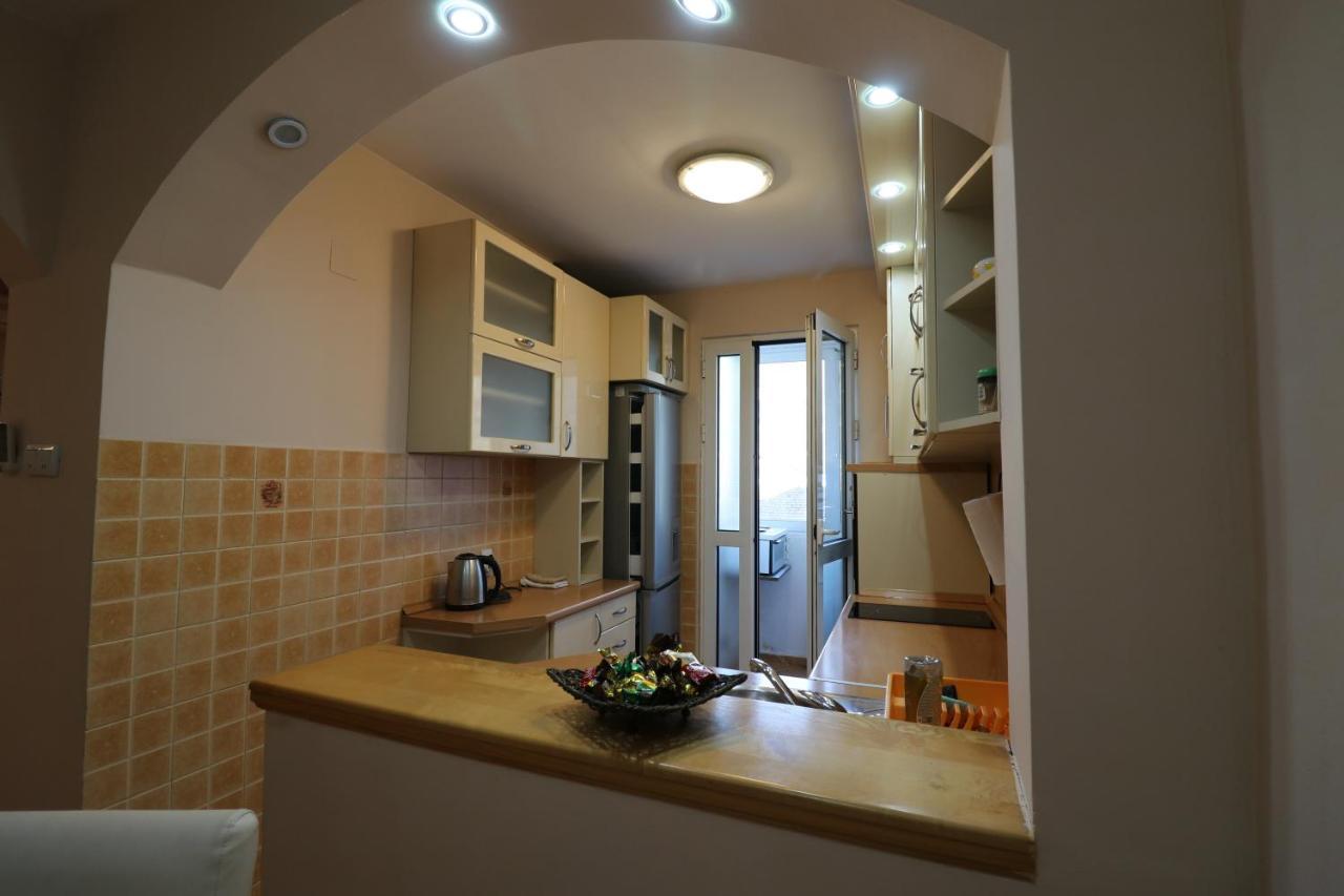 Apartment Nina โกตอร์ ภายนอก รูปภาพ