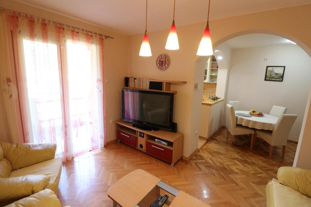 Apartment Nina โกตอร์ ภายนอก รูปภาพ