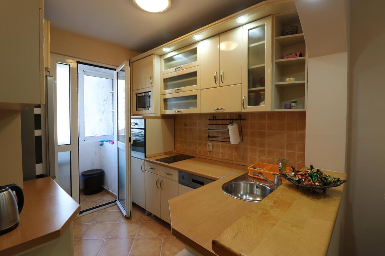 Apartment Nina โกตอร์ ภายนอก รูปภาพ